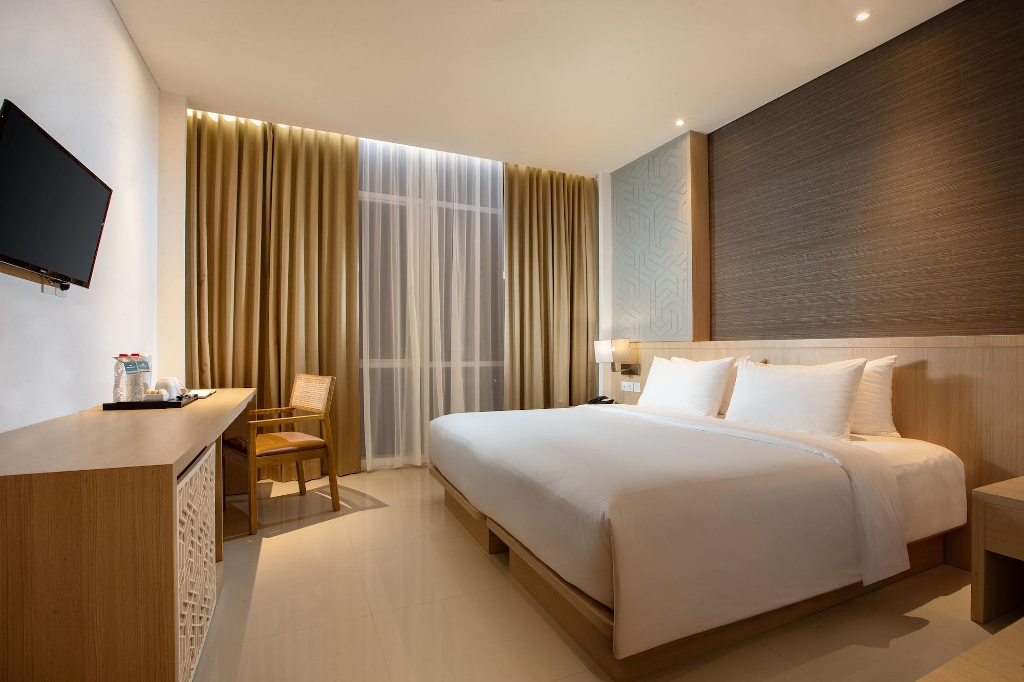 Hotel Santika Gresik Kültér fotó